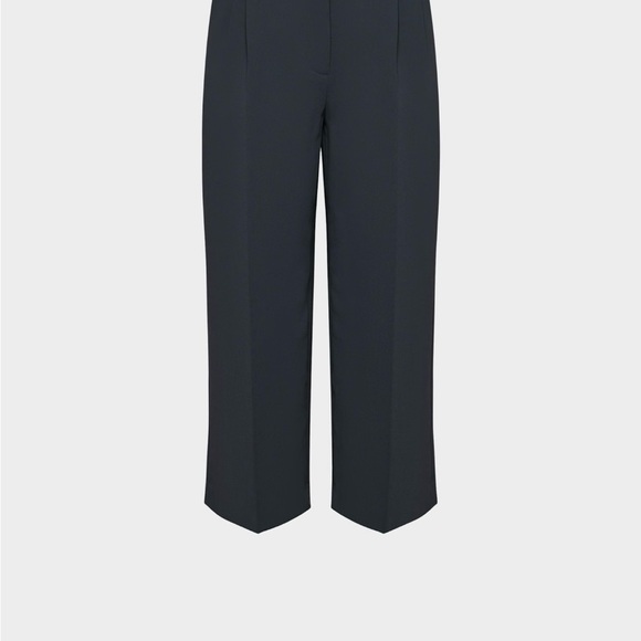Aritzia Dark Night Navy Cropped effortless Pants size 2 nwt - Picture 5 of 6